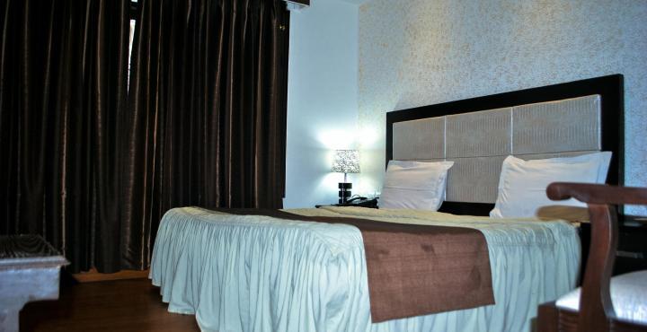 Ashiana Regency Hotel Shimla Buitenkant foto