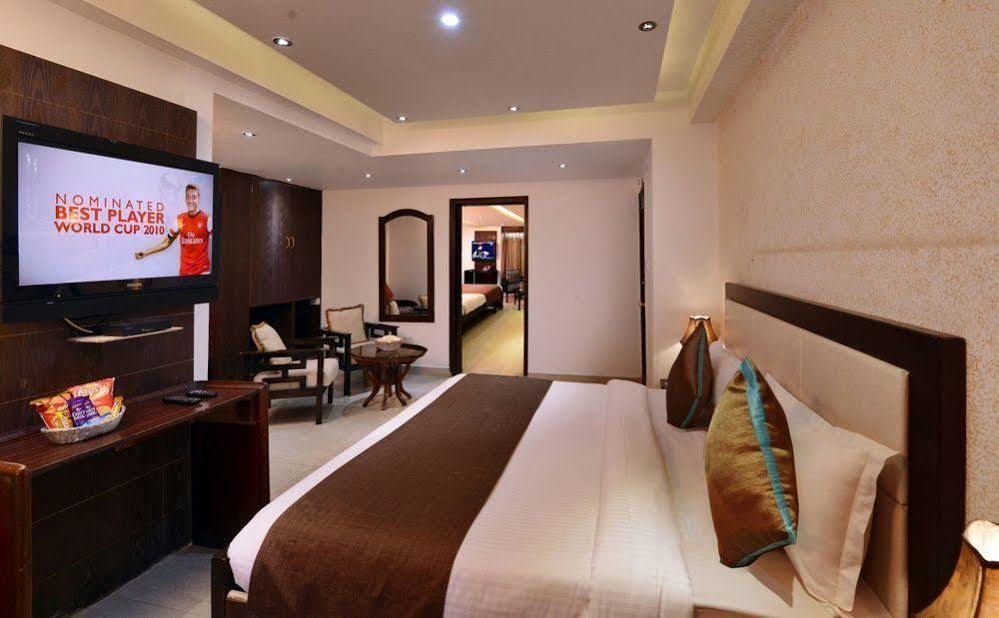 Ashiana Regency Hotel Shimla Buitenkant foto