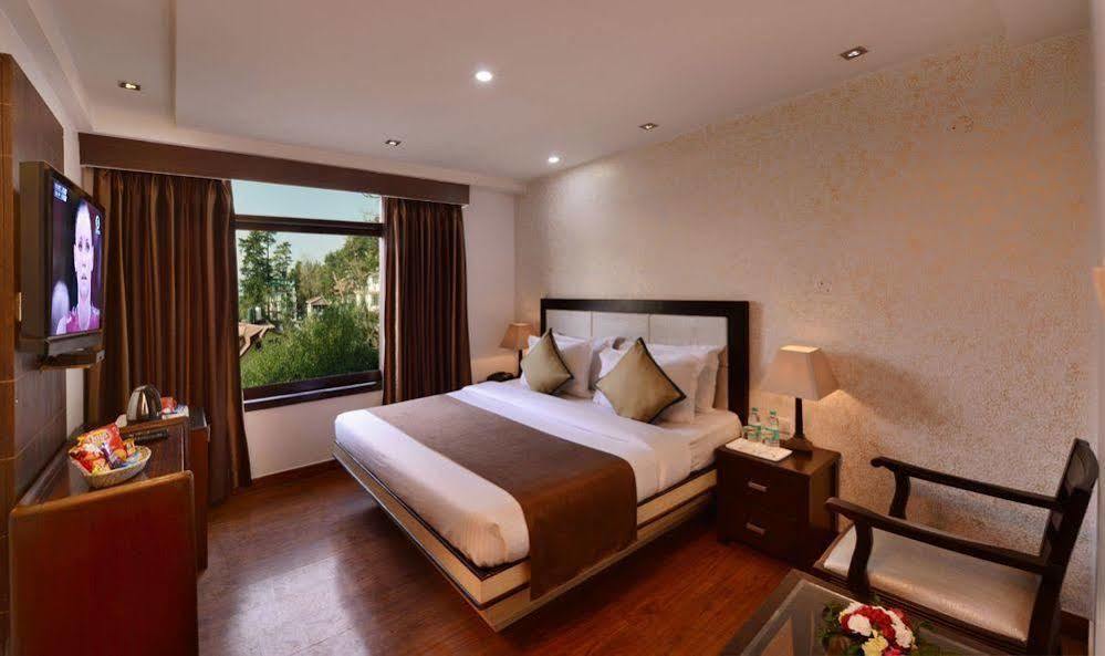 Ashiana Regency Hotel Shimla Buitenkant foto
